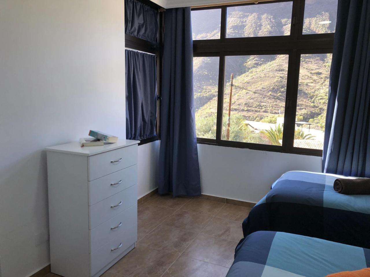 Apartamentos Acoran โมกัน ภายนอก รูปภาพ
