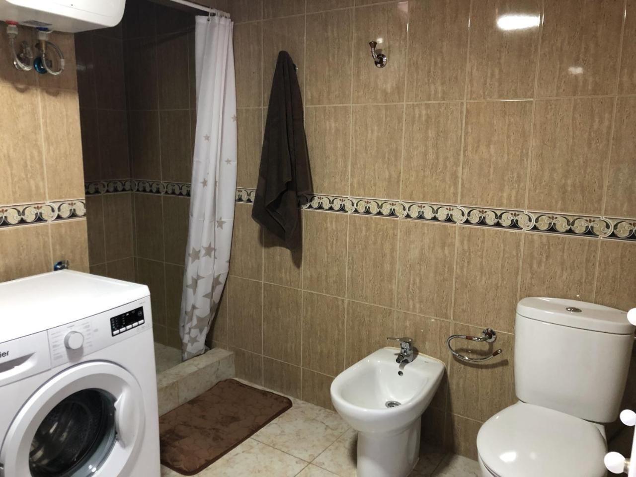 Apartamentos Acoran โมกัน ภายนอก รูปภาพ