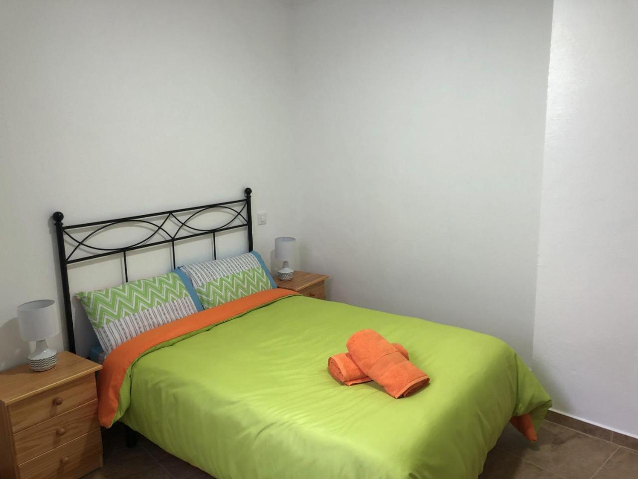 Apartamentos Acoran โมกัน ภายนอก รูปภาพ